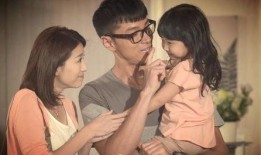 爱我请留言在线观看,浪漫邂逅，情感共鸣的温暖故事